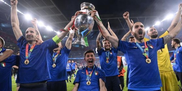 乐鱼体育官网网页版-意志的胜利！“玄冥二老”拼出意大利最完美结局